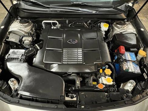 Used 2018 Subaru Outback 3.6R Limited AWD/4WD image 40