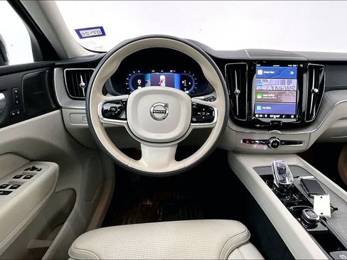 Used 2024 Volvo XC60 B5 Ultimate w/ Protection Package Premier image 8