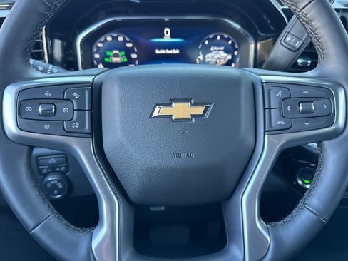 Used 2025 Chevrolet Silverado 1500 LT image 33