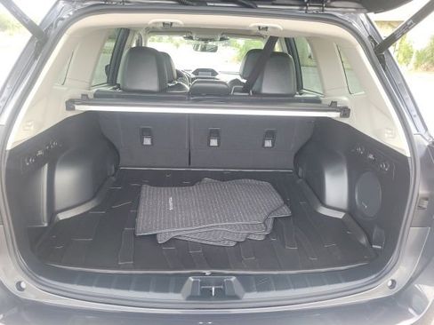 Used 2023 Subaru Forester Touring AWD/4WD image 7
