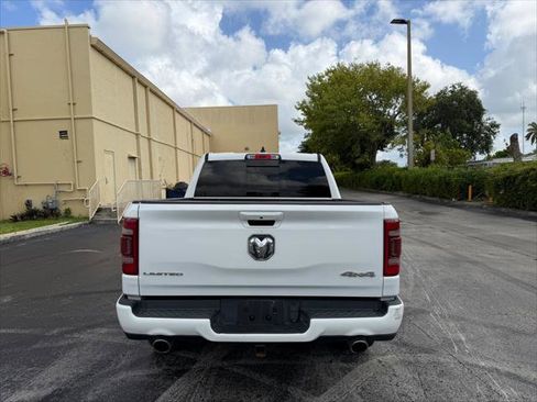 Used 2023 RAM 1500 Limited w/ Body Color Bumper Group AWD/4WD image 8