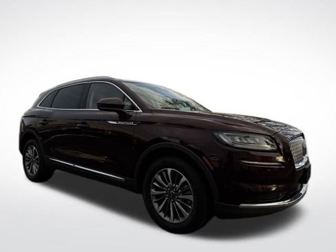 Certified 2023 Lincoln Nautilus AWD w/ Premium Package image 4
