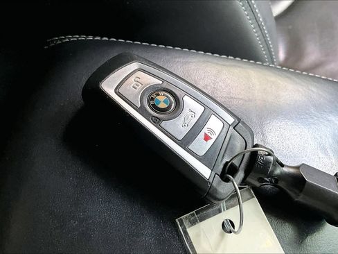Used 2020 BMW M4 Coupe w/ Competition Package RWD image 14