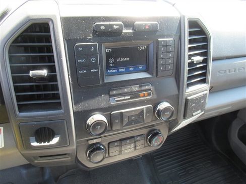 Used 2018 Ford F450 XL image 25