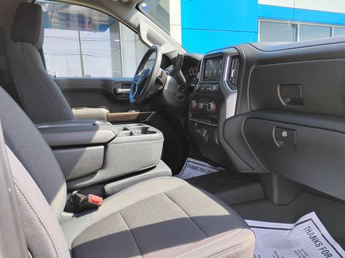 Used 2019 Chevrolet Silverado 1500 LT w/ All-Star Edition image 11