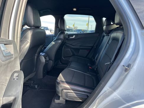 Used 2023 Ford Escape ST-Line FWD image 22