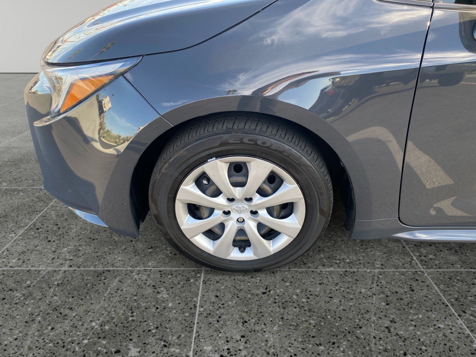 Used 2024 Toyota Corolla LE FWD image 14