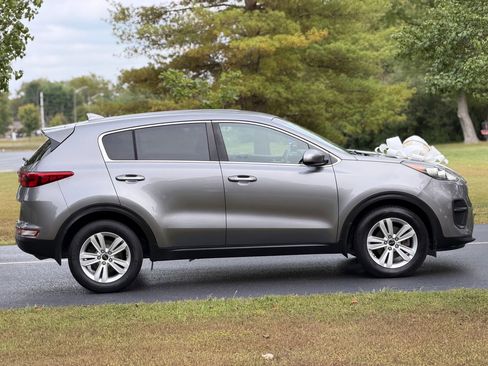 Used 2019 Kia Sportage LX image 7