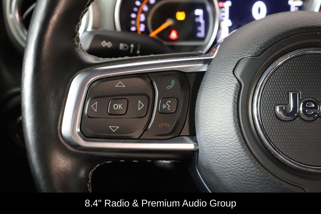 Used 2021 Jeep Wrangler Unlimited Sahara AWD/4WD image 8