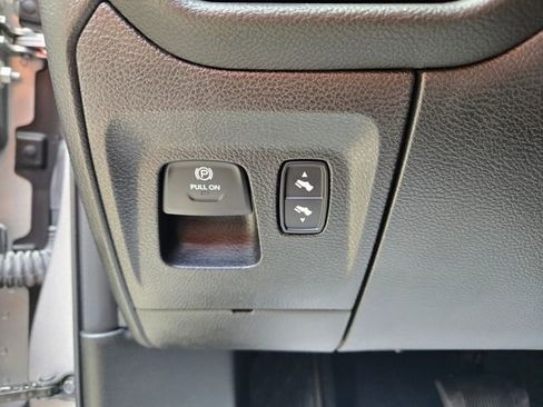 Used 2025 RAM 1500 Laramie image 23