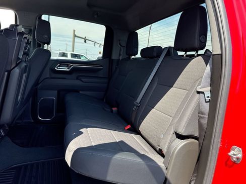 Used 2025 Chevrolet Silverado 1500 LT AWD/4WD image 23
