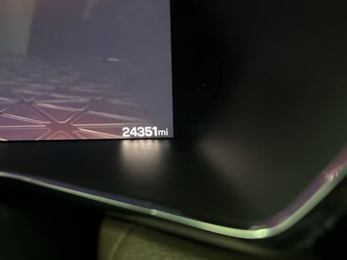 Used 2024 GMC Canyon Denali image 26