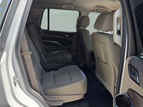 Used 2015 Chevrolet Tahoe LT RWD image 14