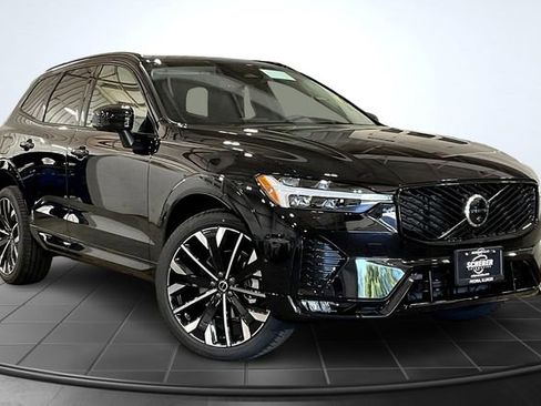 New 2026 Volvo XC60 B5 Ultra w/ Protection Package Premier image 3