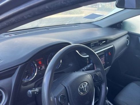 Used 2019 Toyota Corolla LE image 13