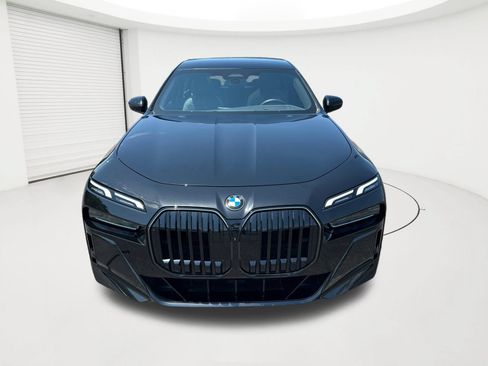Used 2026 BMW 740i xDrive AWD/4WD image 22