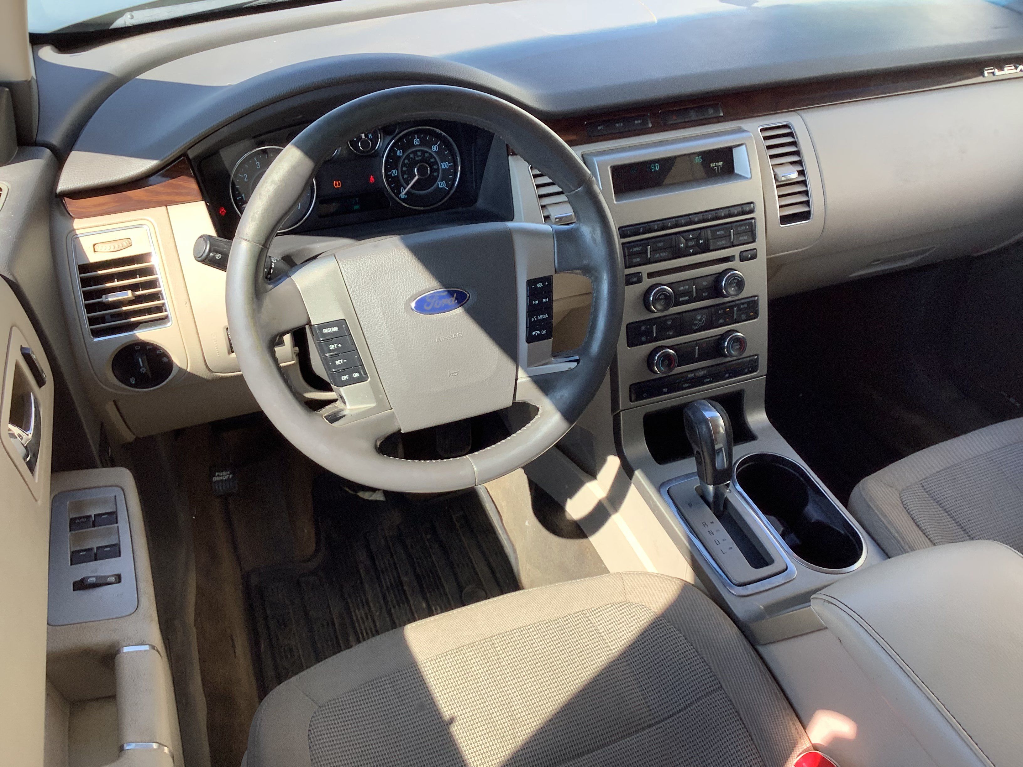 Used 2012 Ford Flex SEL w/ Equipment Group Order Code FWD image 8