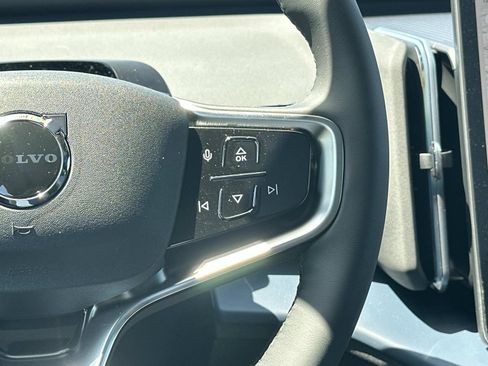 New 2026 Volvo EX30 Plus w/ Climate Package image 9