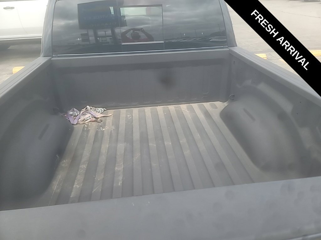 Used 2019 RAM 1500 Laramie AWD/4WD image 17