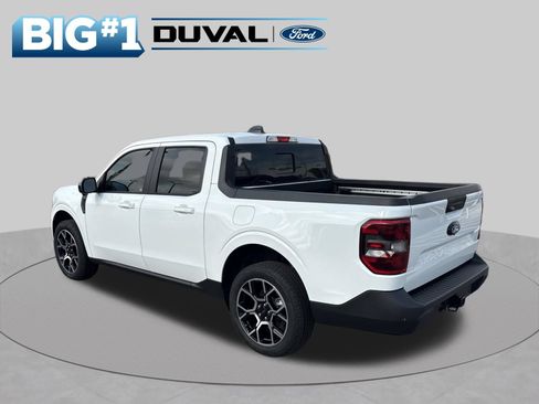 Used 2025 Ford Maverick Lariat AWD/4WD image 4