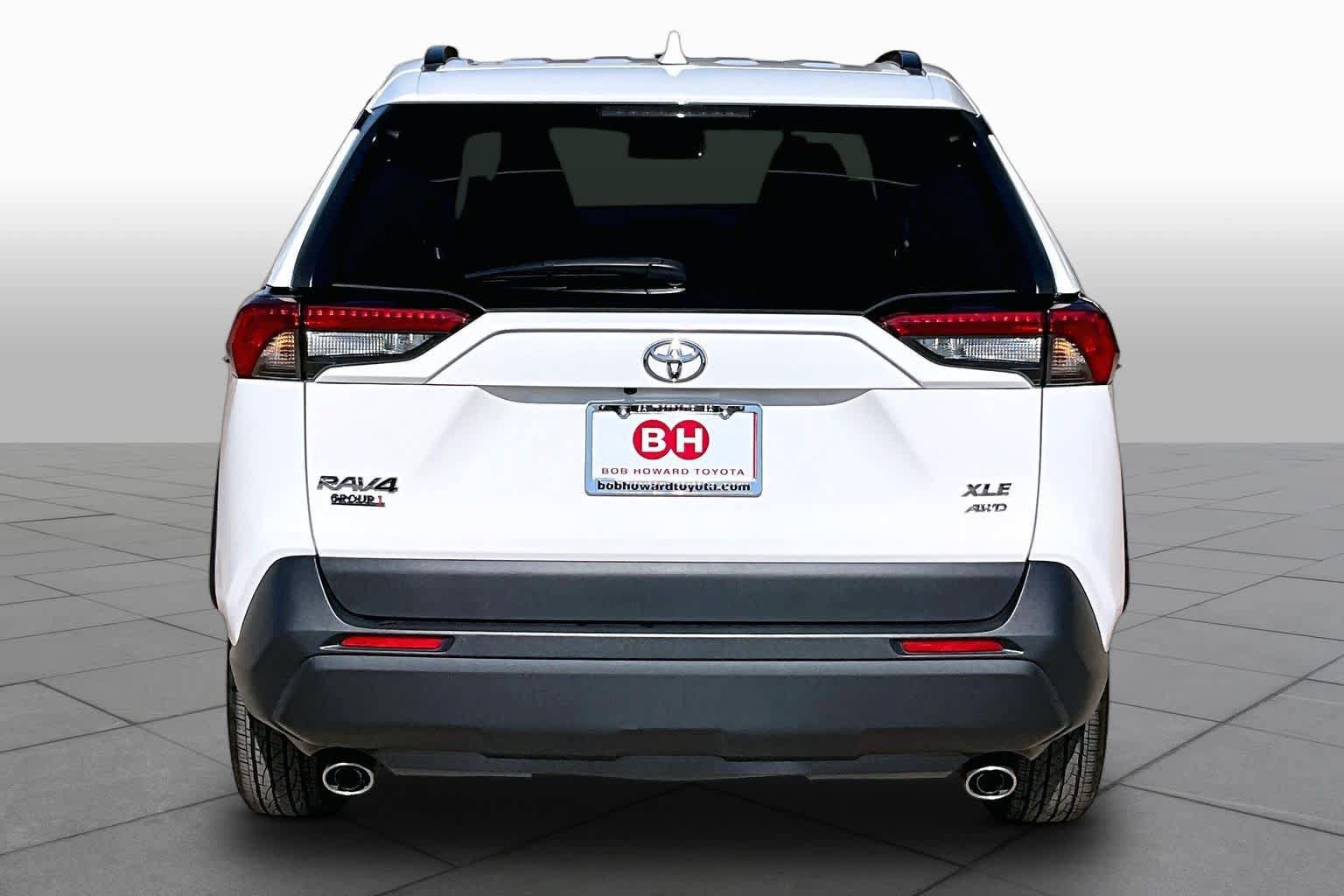 Used 2025 Toyota RAV4 XLE AWD/4WD image 5