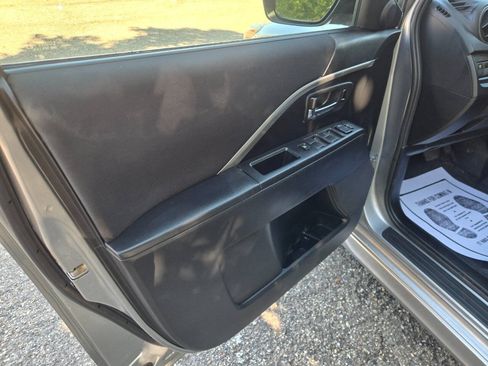 Used 2014 MAZDA MAZDA5 Grand Touring FWD image 18