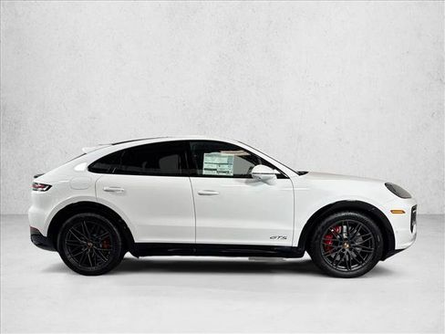 New 2026 Porsche Cayenne GTS AWD/4WD image 8