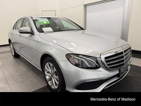 Used 2020 Mercedes-Benz E 350 4MATIC Sedan image 1
