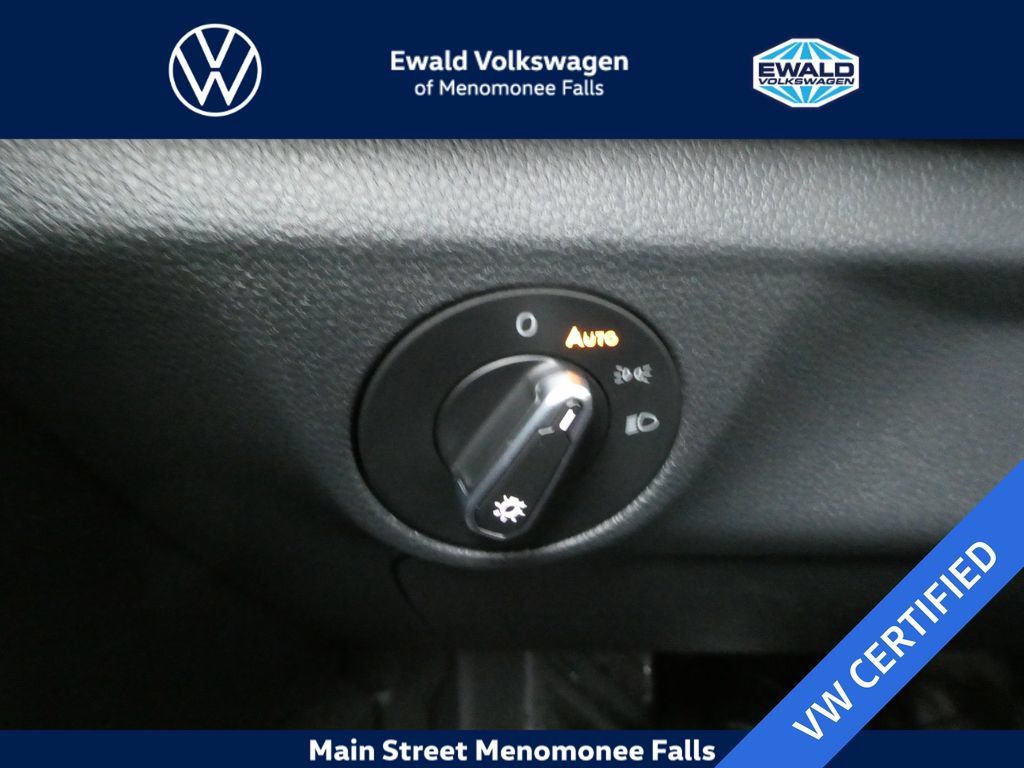 Certified 2026 Volkswagen Jetta S FWD image 28