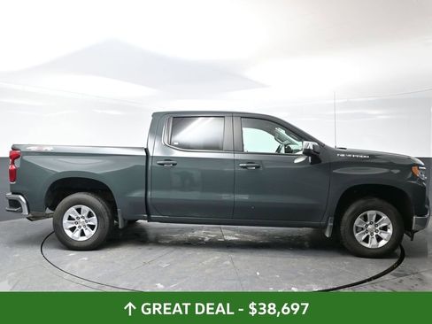Used 2025 Chevrolet Silverado 1500 LT image 4