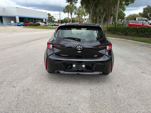 Used 2024 Toyota Corolla SE FWD image 4