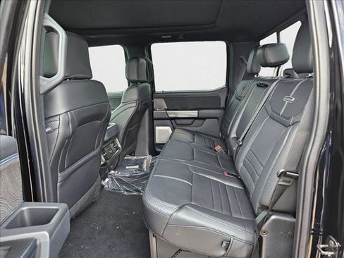 New 2025 Ford F450 Platinum w/ FX4 Off-Road Package image 16