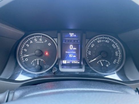 Used 2019 Toyota Tacoma TRD Sport image 28