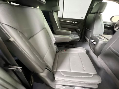 Used 2024 GMC Yukon XL Denali image 28