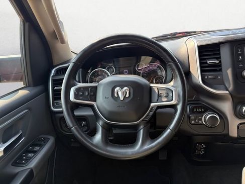 Used 2020 RAM 1500 Big Horn AWD/4WD image 12