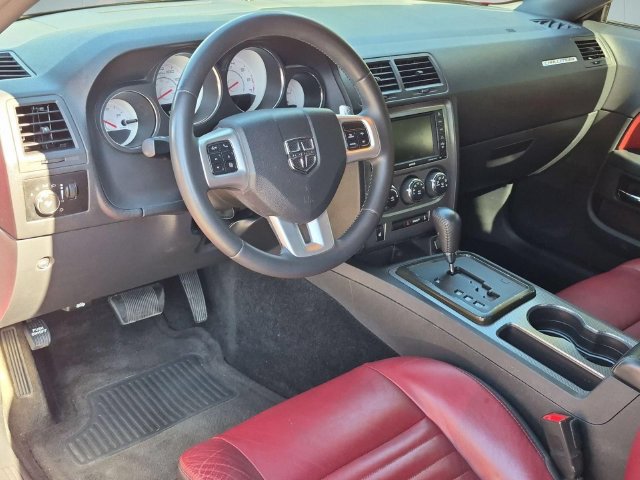 Used 2013 Dodge Challenger R/T Plus RWD image 10
