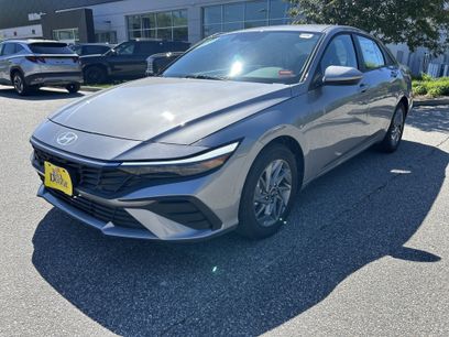 New 2026 Hyundai Elantra Hybrid
