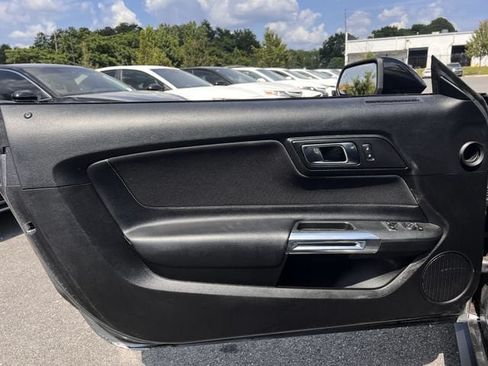 Used 2021 Ford Mustang Coupe w/ Black Accent Package RWD image 10