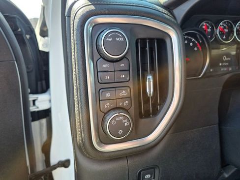 Used 2020 Chevrolet Silverado 1500 LT Trail Boss image 14