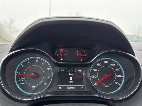 Used 2018 Chevrolet Cruze LT w/ Convenience Package image 17