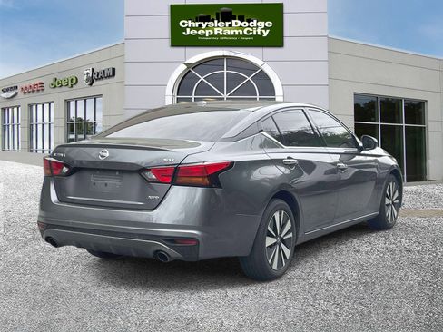 Used 2019 Nissan Altima 2.5 SV AWD/4WD image 6