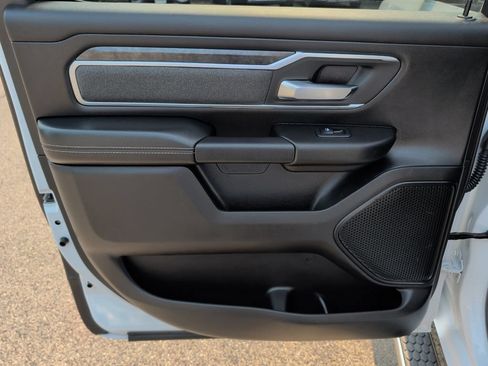 Used 2019 RAM 1500 Big Horn AWD/4WD image 30