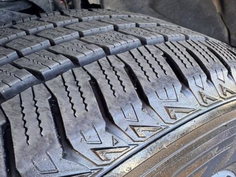 Used 2024 Ford Expedition XLT image 33