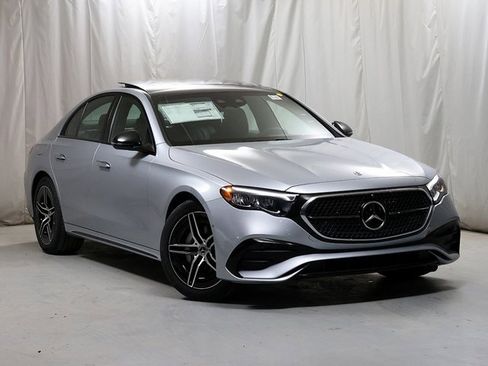 New 2026 Mercedes-Benz E 350 4MATIC Sedan image 1