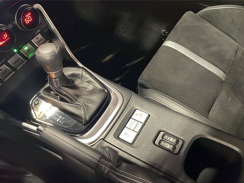 Used 2022 Toyota GR86 Premium RWD image 19