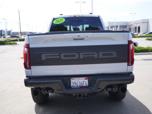 Used 2025 Ford F150 Raptor AWD/4WD image 12