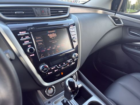 Certified 2023 Nissan Murano SV w/ SV Midnight Edition Package AWD/4WD image 21