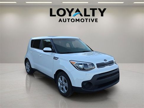 Used 2019 Kia Soul Base image 7