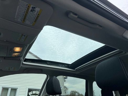 Used 2014 Subaru Forester 2.5i Premium w/ All-Weather Package image 25