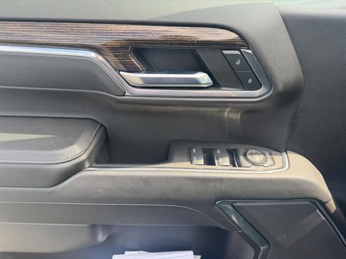 Used 2023 GMC Sierra 1500 Elevation image 21
